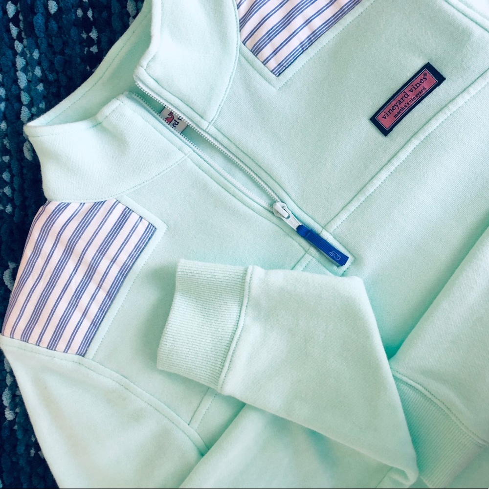 Mint pullover Vineyard Vines half zip-up jacket!